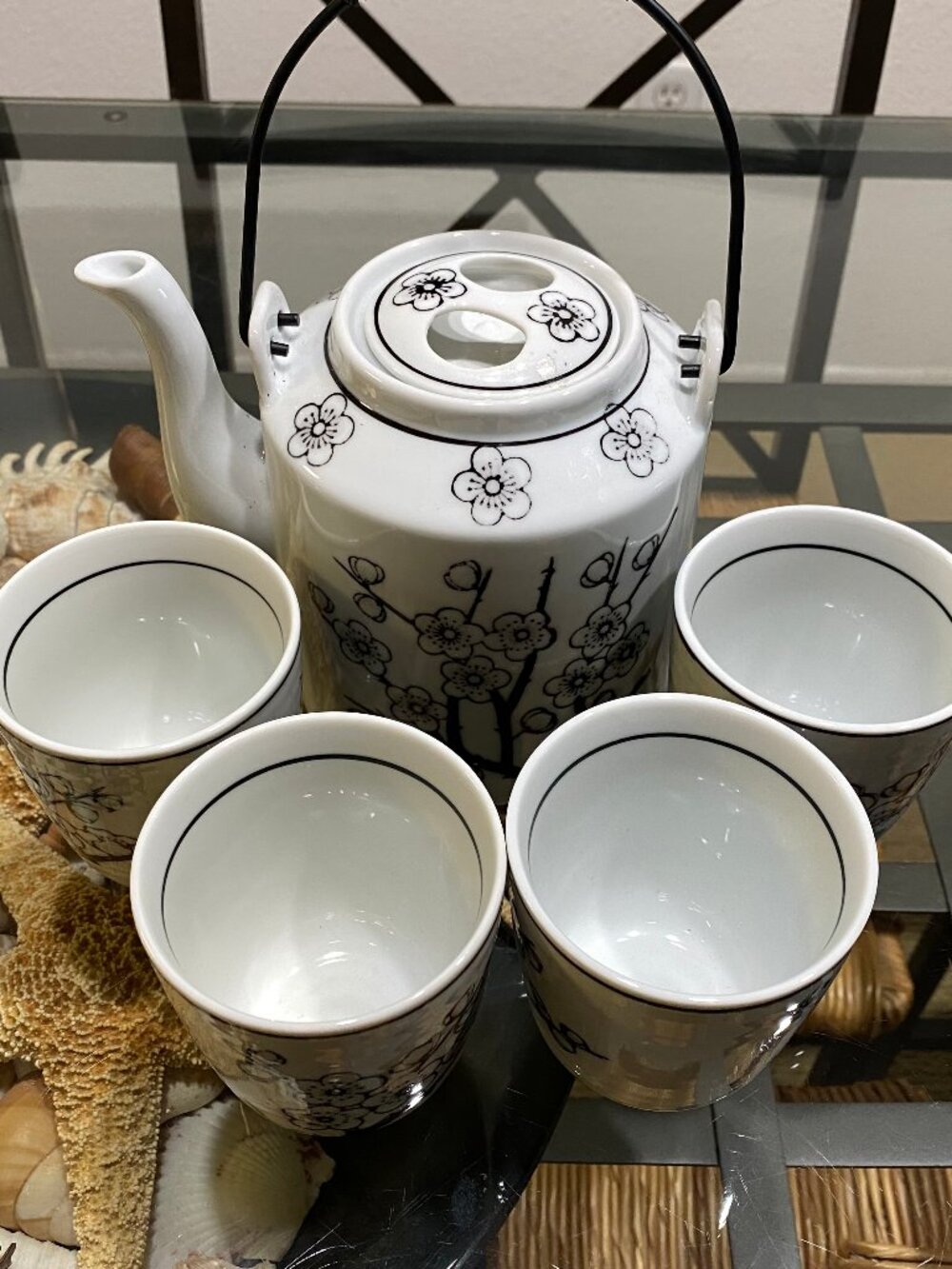 TORRE & TAGUS WHITE BLACK CONTEMPORARY CHERRY BLOSSOM TEA POT SET NEW NO BOX